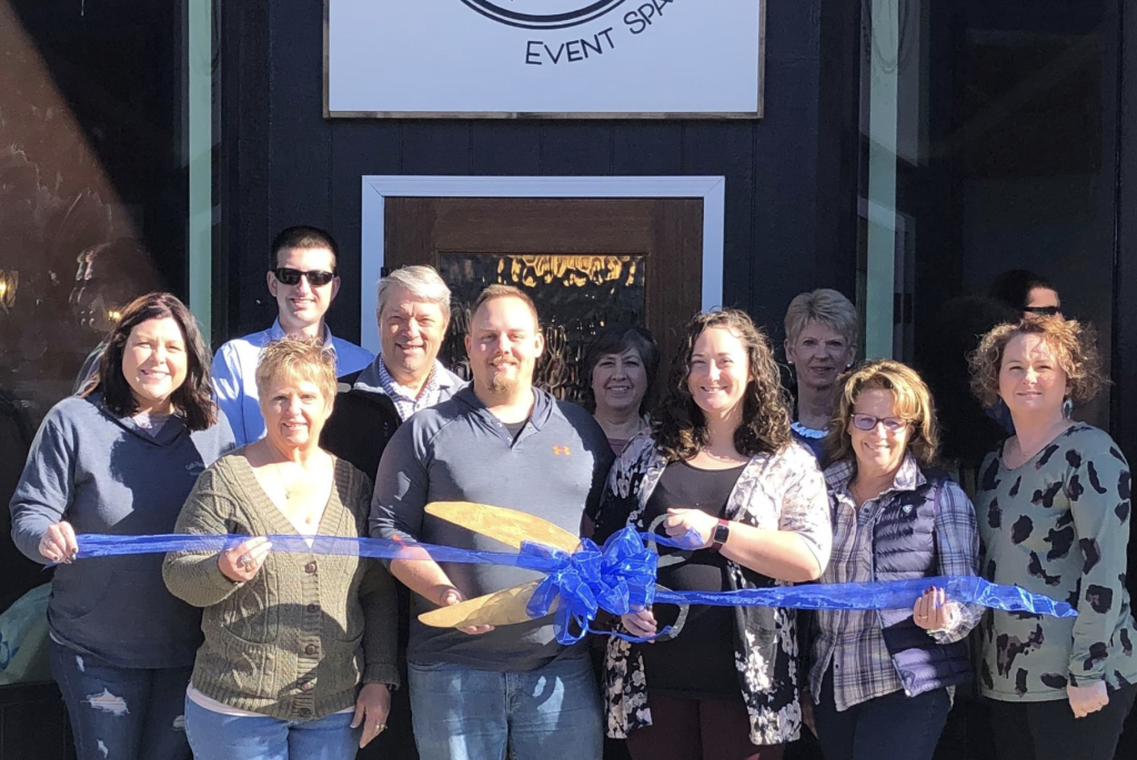 Higginsville Ribbon Cutting
